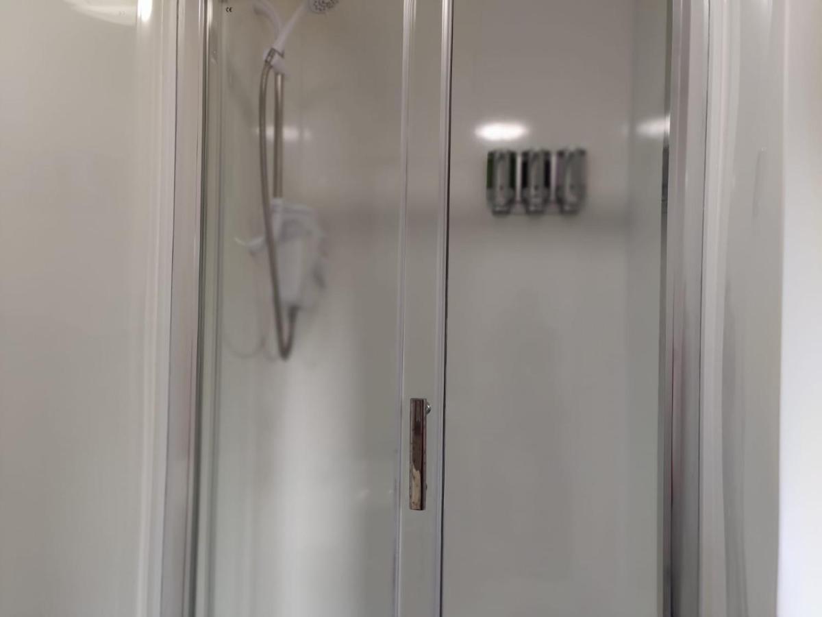Double Ensuite Rooms Swansea Ngoại thất bức ảnh